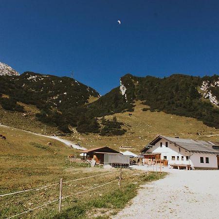 Hochalm-Premium-Campingfass Auf 1705 M, No Car Access Garmisch-Partenkirchen Exterior photo