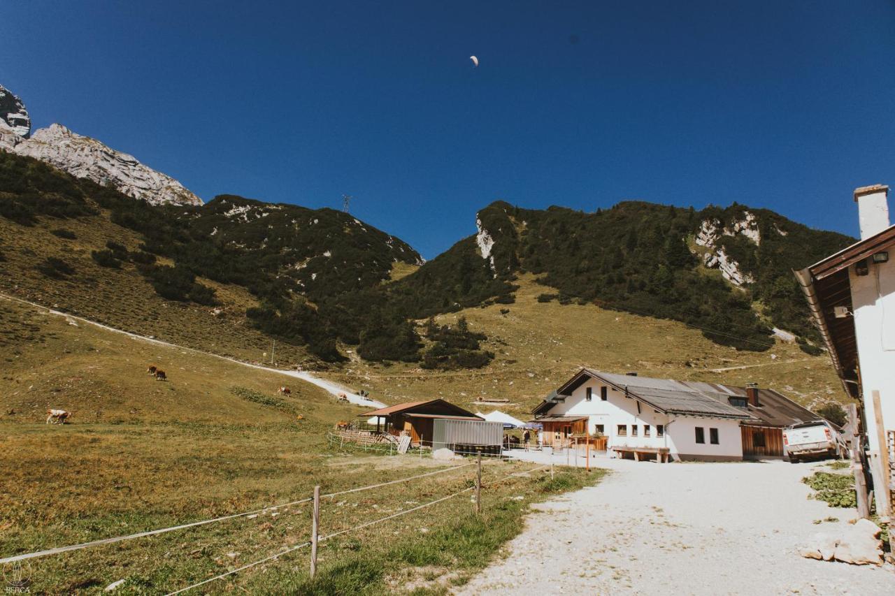 Hochalm-Premium-Campingfass Auf 1705 M, No Car Access Garmisch-Partenkirchen Exterior photo